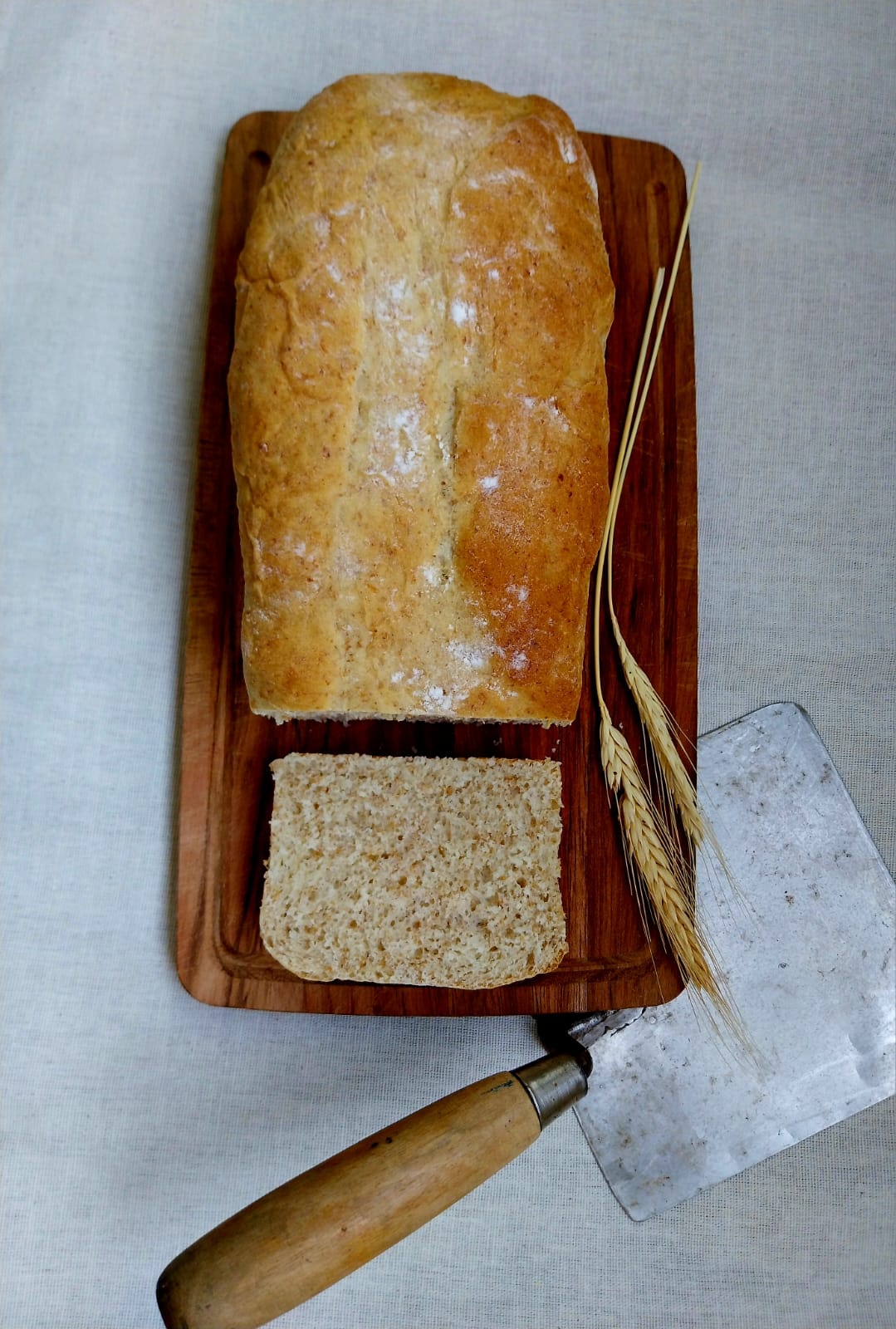Pão caseiro 50% integral de fermentação natural
